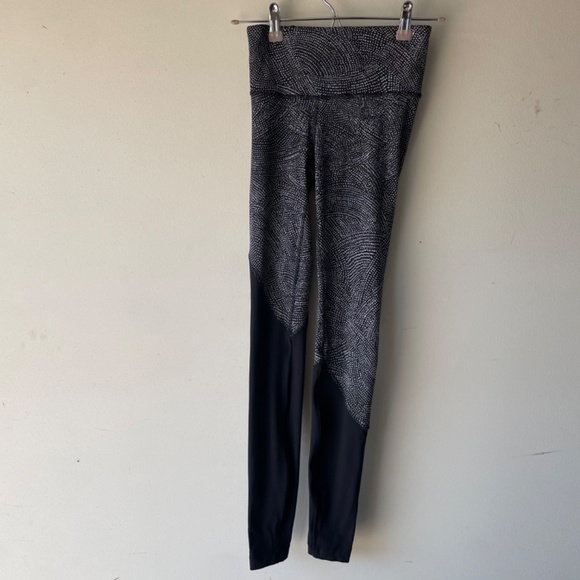 Lululemon Speed Wunder Tight *Asym Free Spirit Ice Grey Black / Black - Picture 8 of 12